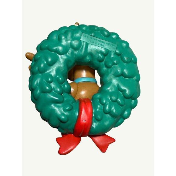 Scooby-Doo Christmas Wreath Ornament 1995 Hanna Barbera Collectible Decoration - Picture 7 of 9